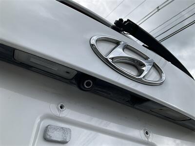 2018 Hyundai SANTA FE Sport 2.4L - Photo 11 - Acton, MA 01720