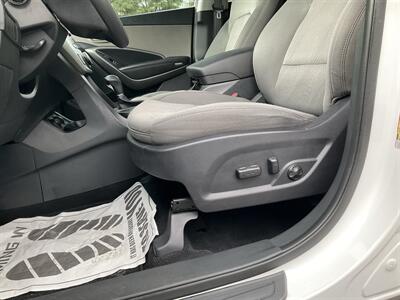 2018 Hyundai SANTA FE Sport 2.4L - Photo 18 - Acton, MA 01720