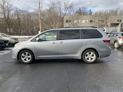 2015 Toyota Sienna LE 8-Passenger   - Photo 8 - Acton, MA 01720