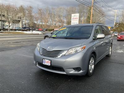 2015 Toyota Sienna LE 8-Passenger   - Photo 1 - Acton, MA 01720
