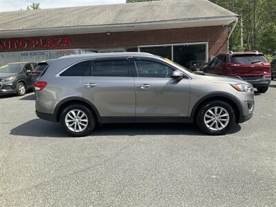 2017 Kia Sorento LX   - Photo 4 - Acton, MA 01720