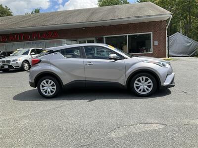 2019 Toyota C-HR LE - Photo 4 - Acton, MA 01720