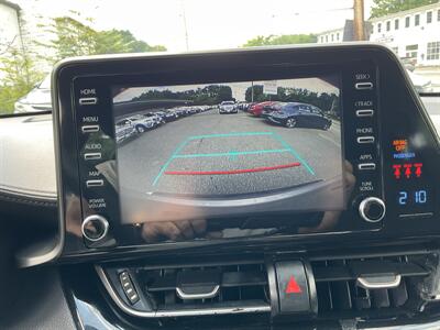 2019 Toyota C-HR LE - Photo 17 - Acton, MA 01720