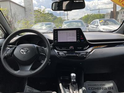 2019 Toyota C-HR LE - Photo 11 - Acton, MA 01720
