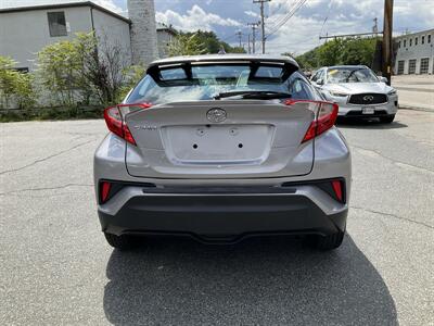 2019 Toyota C-HR LE - Photo 6 - Acton, MA 01720