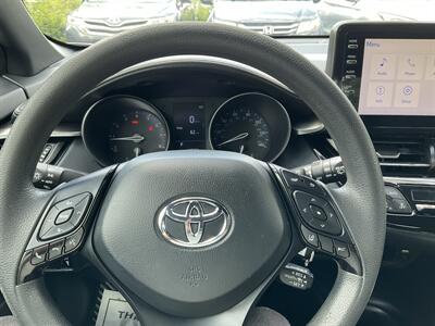 2019 Toyota C-HR LE - Photo 21 - Acton, MA 01720