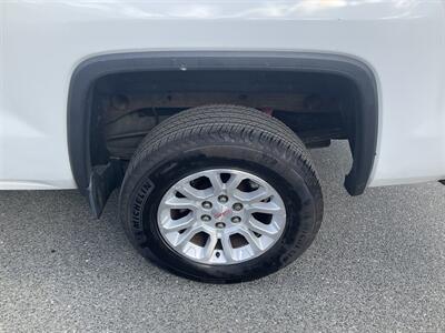 2016 GMC Sierra 1500 SLE   - Photo 11 - Acton, MA 01720