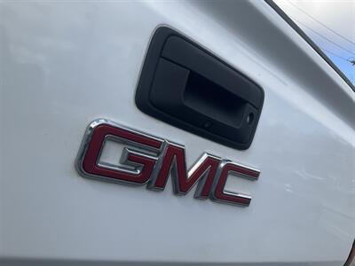 2016 GMC Sierra 1500 SLE   - Photo 10 - Acton, MA 01720