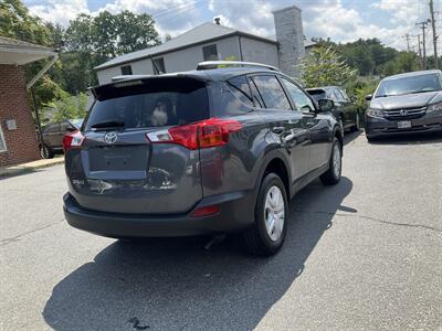 2015 Toyota RAV4 LE - Photo 5 - Acton, MA 01720
