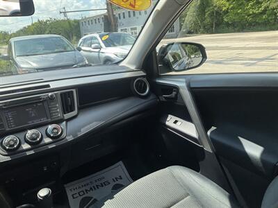 2015 Toyota RAV4 LE - Photo 15 - Acton, MA 01720