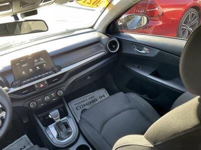 2021 Kia Forte LXS - Photo 18 - Acton, MA 01720