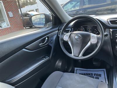 2016 Nissan Rogue S   - Photo 16 - Acton, MA 01720