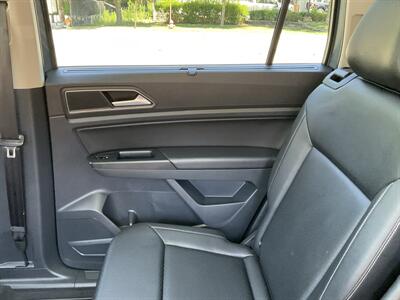 2019 Volkswagen Atlas V6 SEL 4Motion   - Photo 18 - Acton, MA 01720