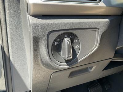 2019 Volkswagen Atlas V6 SEL 4Motion   - Photo 28 - Acton, MA 01720