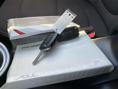 2016 Kia Soul   - Photo 17 - Acton, MA 01720