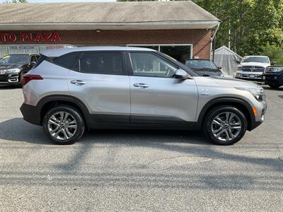 2021 Kia Seltos LX   - Photo 4 - Acton, MA 01720