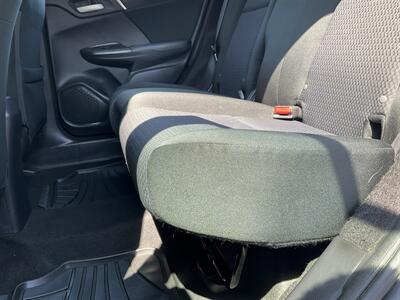 2018 Honda Fit LX   - Photo 16 - Acton, MA 01720