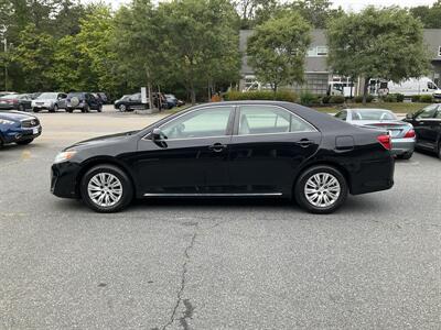 2014 Toyota Camry LE   - Photo 8 - Acton, MA 01720