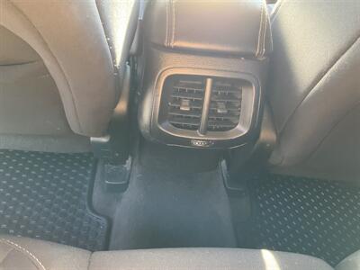2018 Jeep Cherokee Latitude   - Photo 15 - Acton, MA 01720