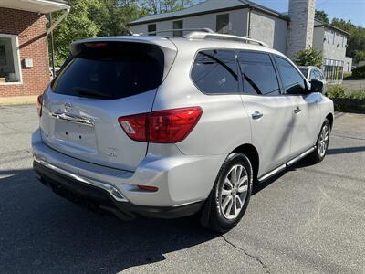 2017 Nissan Pathfinder SL - Photo 5 - Acton, MA 01720