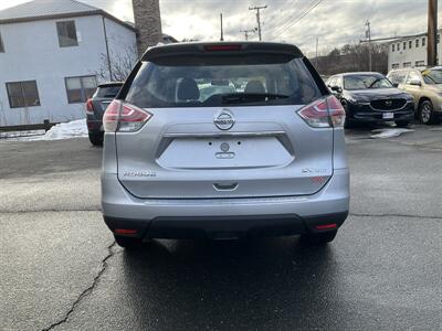 2015 Nissan Rogue SV   - Photo 6 - Acton, MA 01720