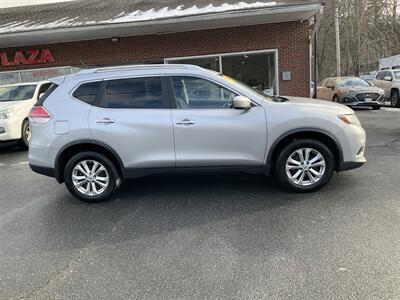 2015 Nissan Rogue SV   - Photo 4 - Acton, MA 01720