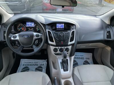 2012 Ford Focus SE   - Photo 16 - Acton, MA 01720
