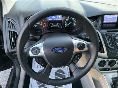 2012 Ford Focus SE   - Photo 22 - Acton, MA 01720