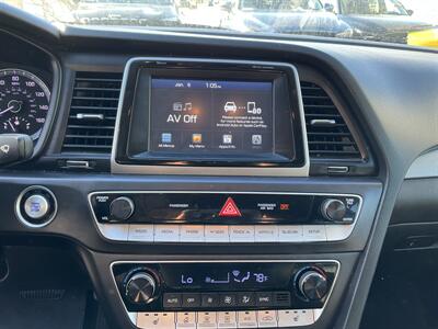 2019 Hyundai SONATA SEL   - Photo 19 - Acton, MA 01720