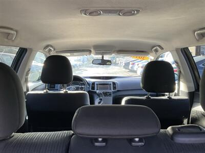 2013 Toyota Venza LE - Photo 11 - Acton, MA 01720