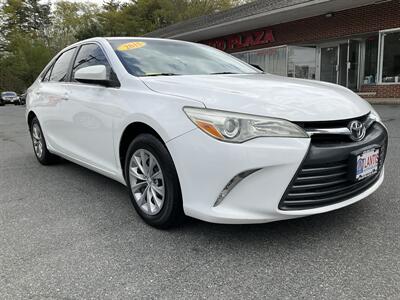 2015 Toyota Camry LE   - Photo 3 - Acton, MA 01720