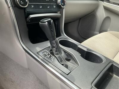 2015 Toyota Camry LE   - Photo 34 - Acton, MA 01720