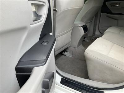 2015 Toyota Camry LE   - Photo 13 - Acton, MA 01720