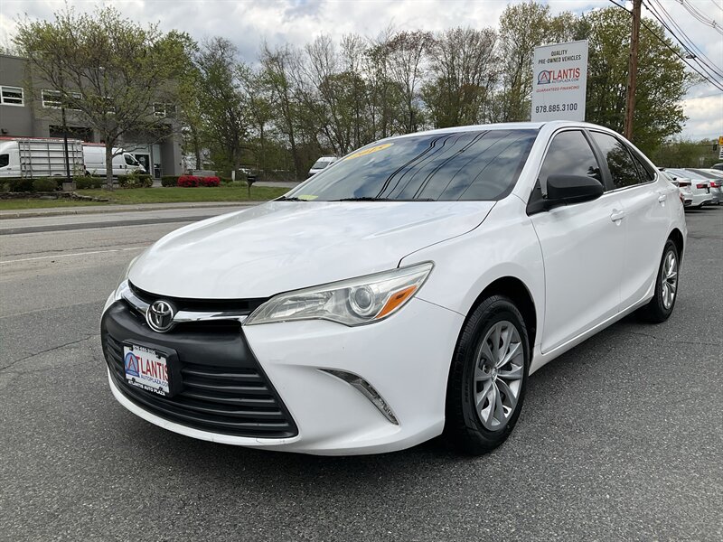 2015 Toyota Camry LE   - Photo 1 - Acton, MA 01720
