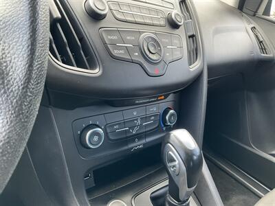 2015 Ford Focus SE   - Photo 17 - Acton, MA 01720