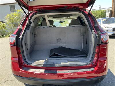 2014 Chevrolet Traverse LT - Photo 12 - Acton, MA 01720