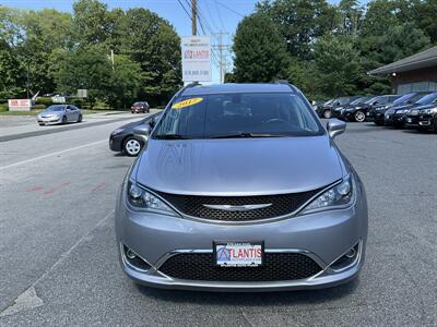 2017 Chrysler Pacifica Touring-L - Photo 2 - Acton, MA 01720