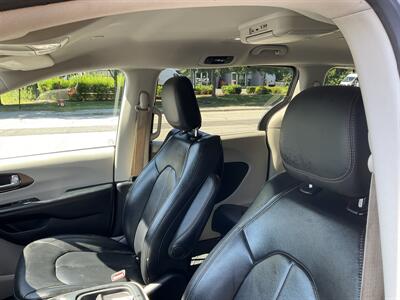 2017 Chrysler Pacifica Touring-L - Photo 23 - Acton, MA 01720