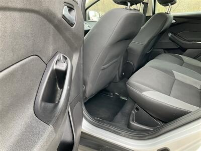 2014 Ford Focus SE   - Photo 14 - Acton, MA 01720