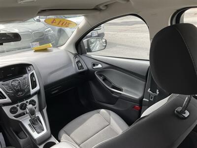 2014 Ford Focus SE   - Photo 19 - Acton, MA 01720