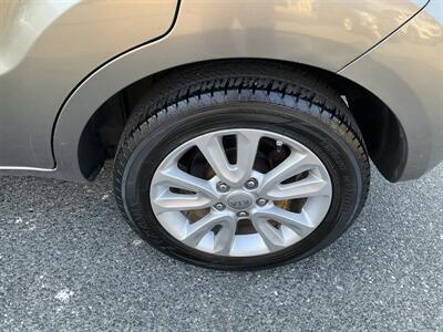 2013 Kia Soul + - Photo 10 - Acton, MA 01720