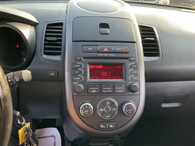 2013 Kia Soul + - Photo 26 - Acton, MA 01720