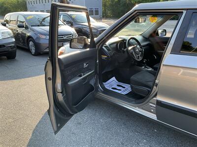 2013 Kia Soul + - Photo 17 - Acton, MA 01720