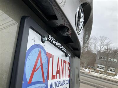 2021 Toyota C-HR LE - Photo 10 - Acton, MA 01720