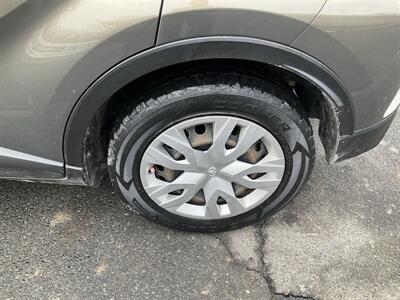 2021 Toyota C-HR LE - Photo 11 - Acton, MA 01720