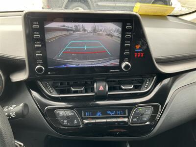 2021 Toyota C-HR LE - Photo 20 - Acton, MA 01720