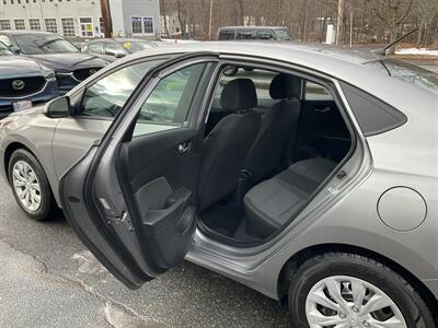 2021 Hyundai ACCENT SE - Photo 12 - Acton, MA 01720