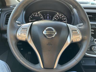 2017 Nissan Altima 2.5 SV - Photo 18 - Acton, MA 01720