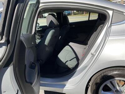 2016 Chevrolet Cruze LT Auto   - Photo 12 - Acton, MA 01720