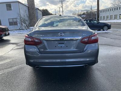 2018 Nissan Altima 2.5 SV - Photo 6 - Acton, MA 01720